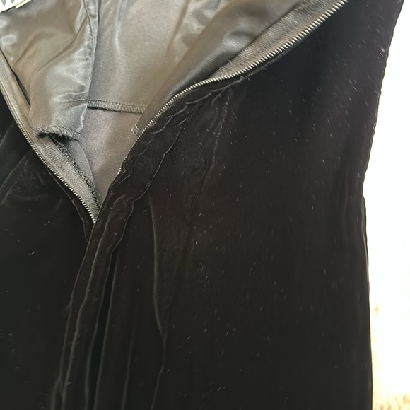 Black velvet with satin trim and bow:sheer front, back top and sleeves; size 6 - Picture 9 of 9